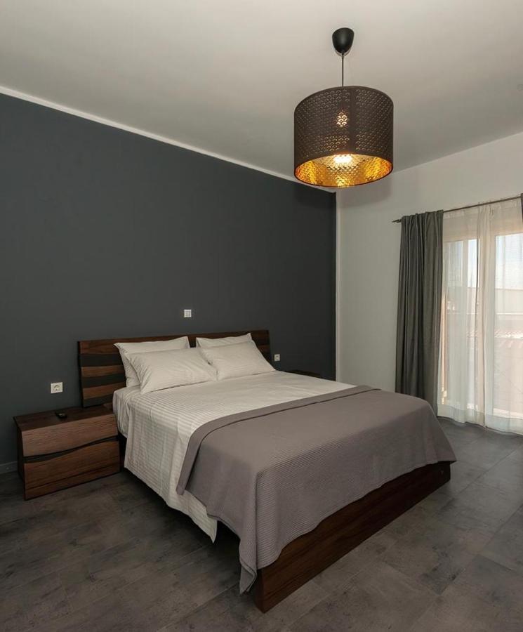 Ioulia's Apartment *